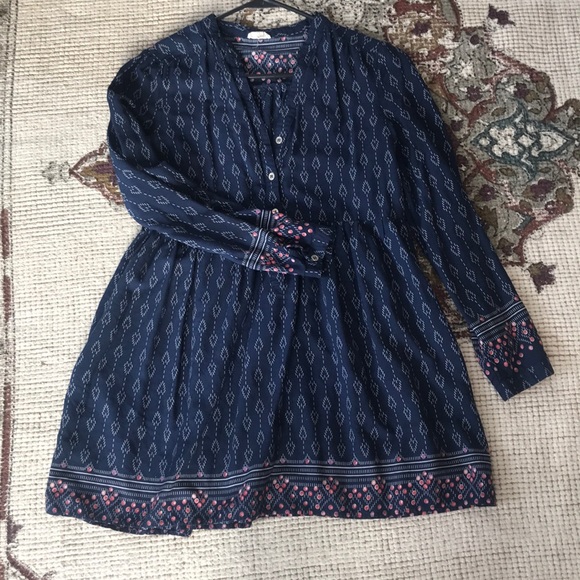 En Creme Dresses & Skirts - Button up dress